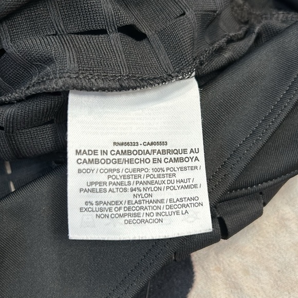 Nike dry fit see-through a workout top - Picture 8 of 13